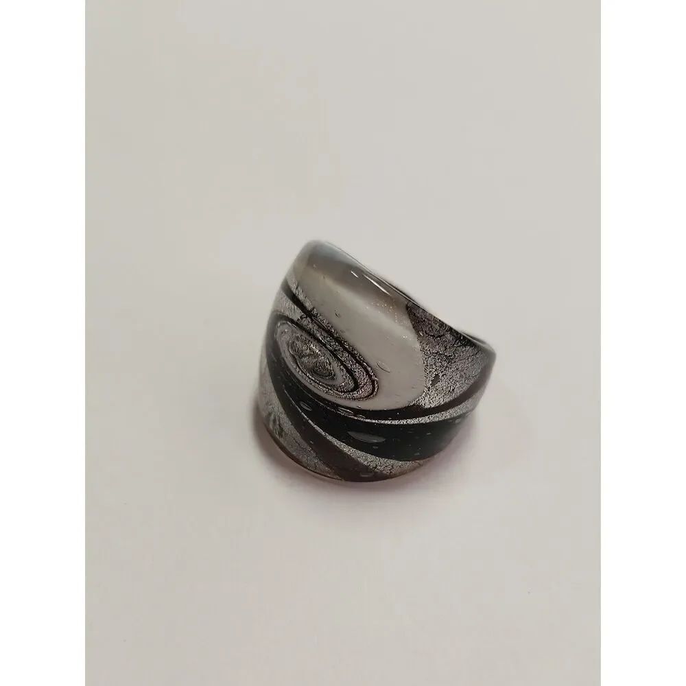 Glass Statement Ring Size 9.5 Black Silver White